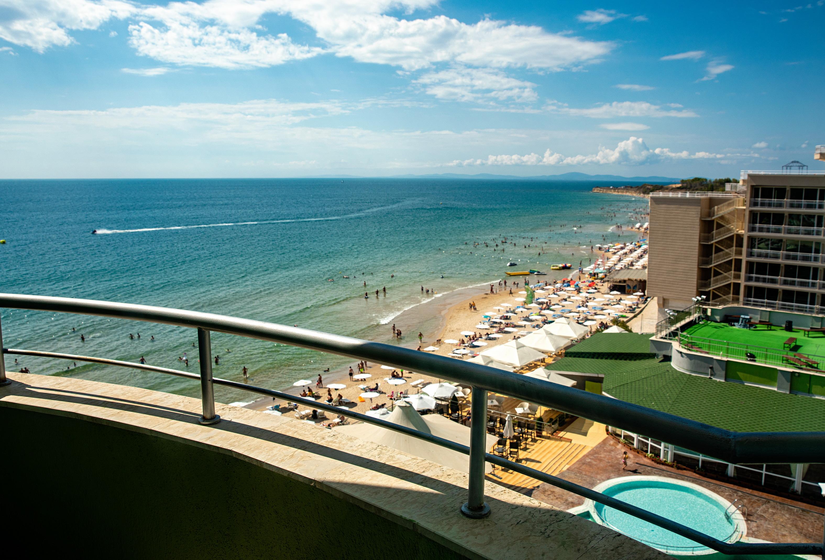 Mpm Hotel Arsena Nesebar Bagian luar foto