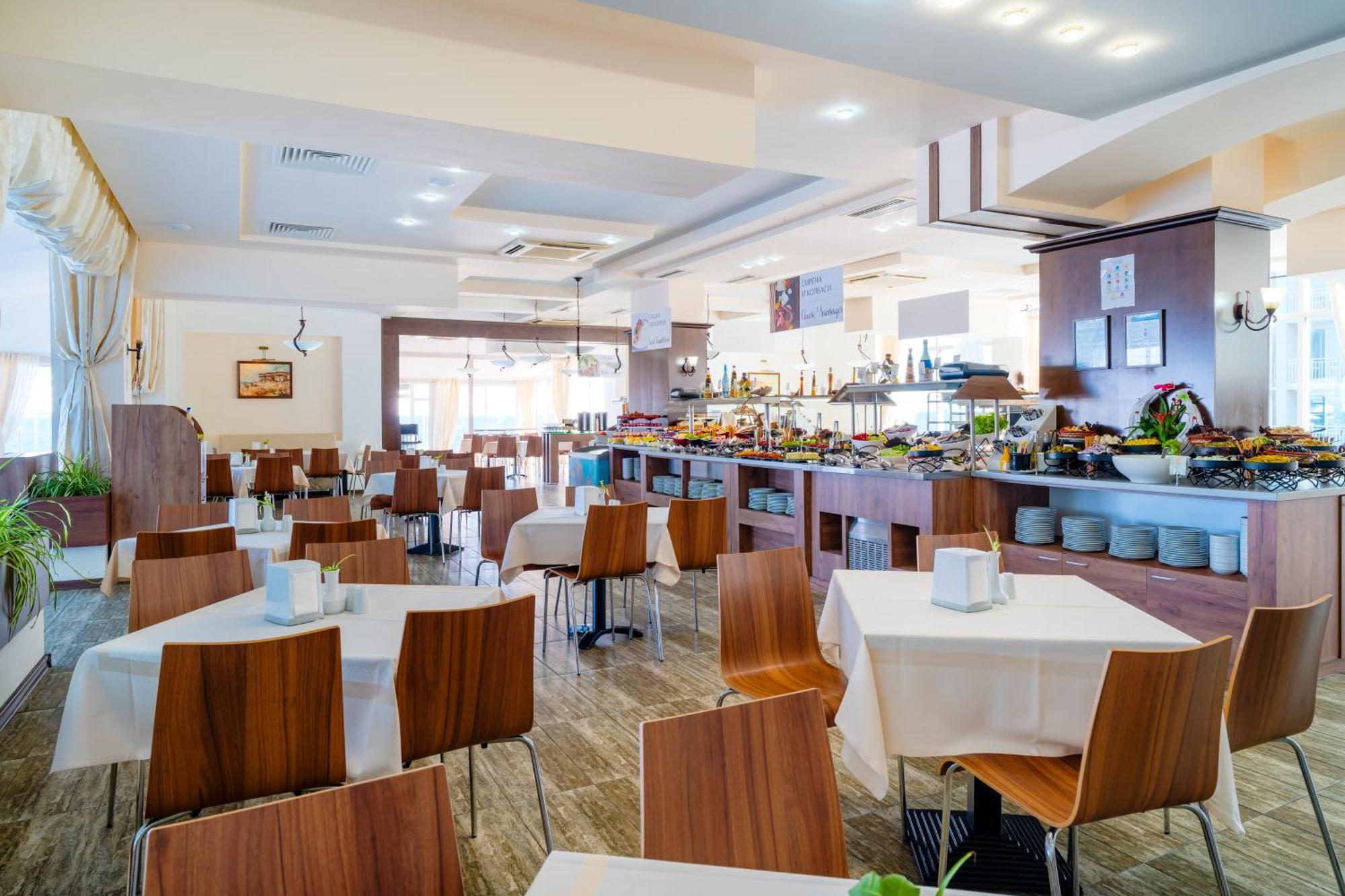 Mpm Hotel Arsena Nesebar Bagian luar foto